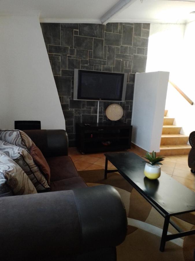 Anna Boeremeisie Guesthouse Benoni Zewnętrze zdjęcie